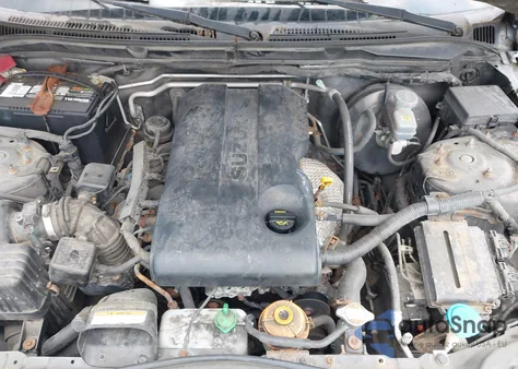 2010 Suzuki Grand Vitara z USA, uszkodzony, nr VIN JS3TE0D10A4100015